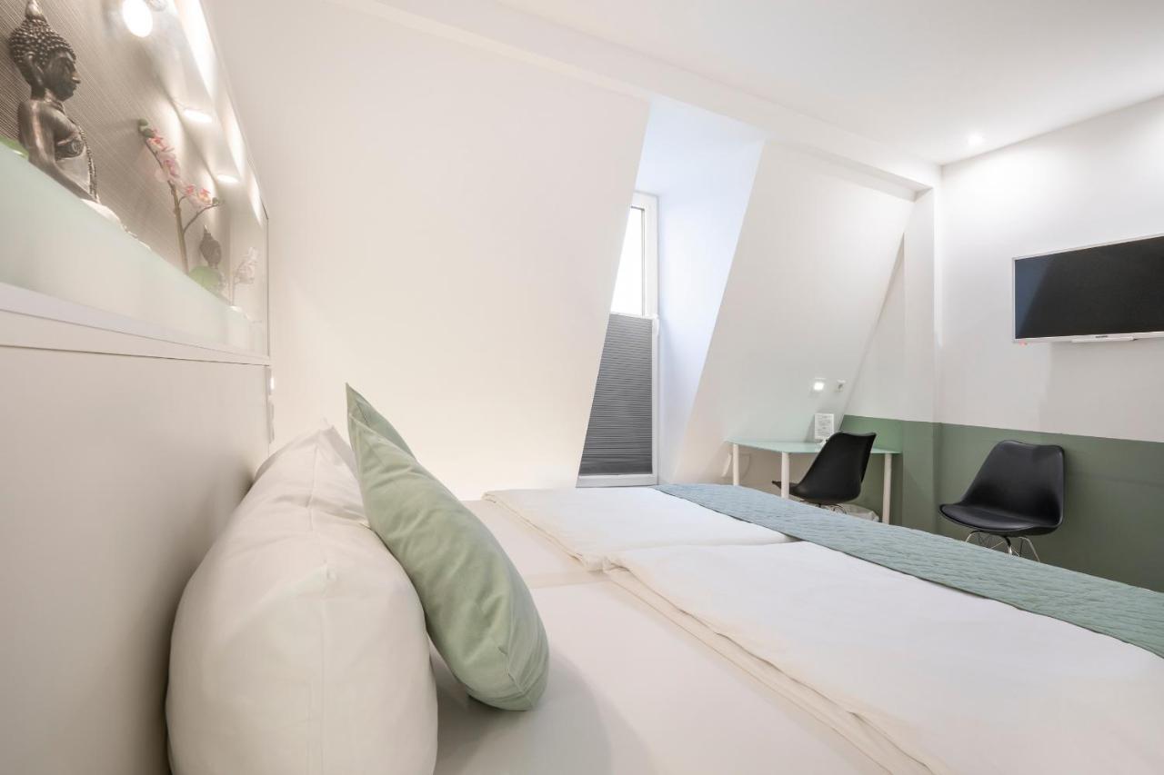 Hotel Bedpark Stellingen Hamburgo Exterior foto